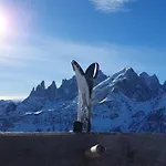 La Tana Della Volpe, - Bl * Фалькаде